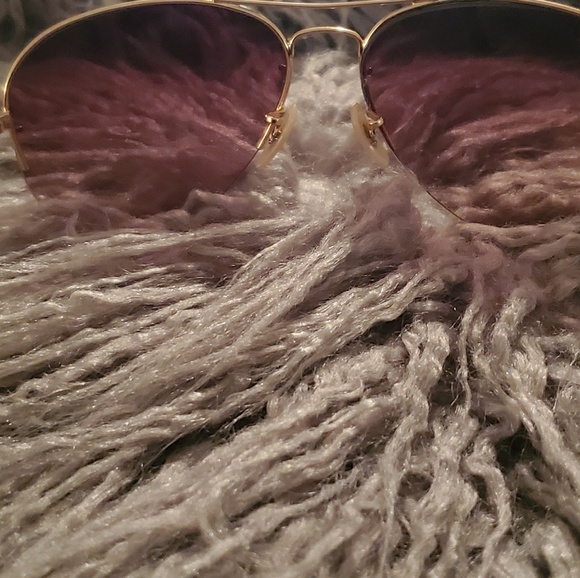 AUTHENTIC Ray-Ban Sunglasses - Picture 2 of 8